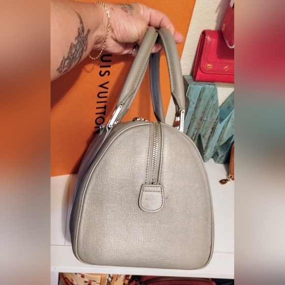 MCM Boston Bag Grey GUC - Picture 4 of 9